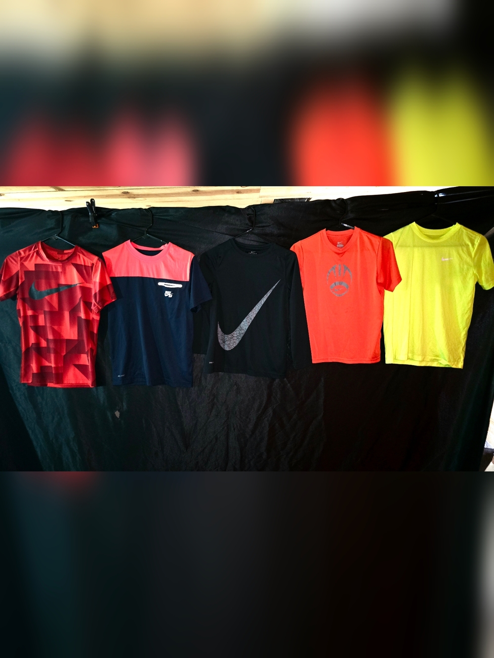 🔹️5 NIKE Youth Large Shirts 🔹️